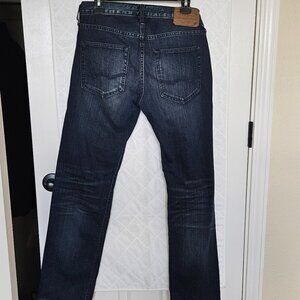 NWT! American Eagle ~ 'CORE FLEX' SLIM Mens Straight Leg Blue Jeans
